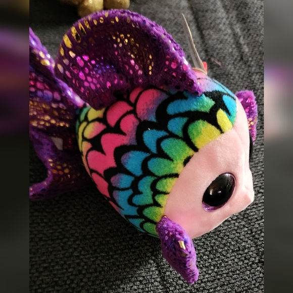 TY Beanie Boos Fliopy. Be B To Uh I Colorful Fish Plush Toy - Picture 4 of 7